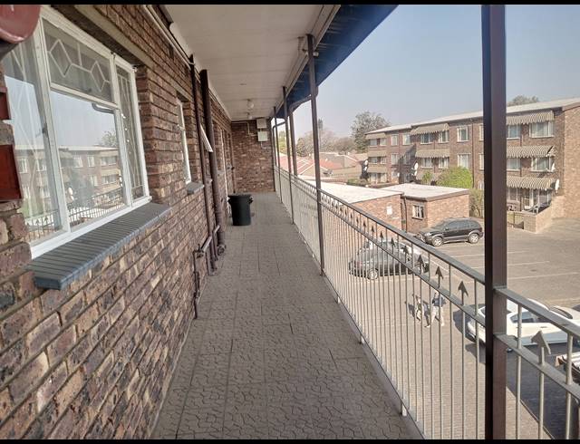 3 BEDROOM SECTIONAL TITLE FOR SALE IN BERTON PARK